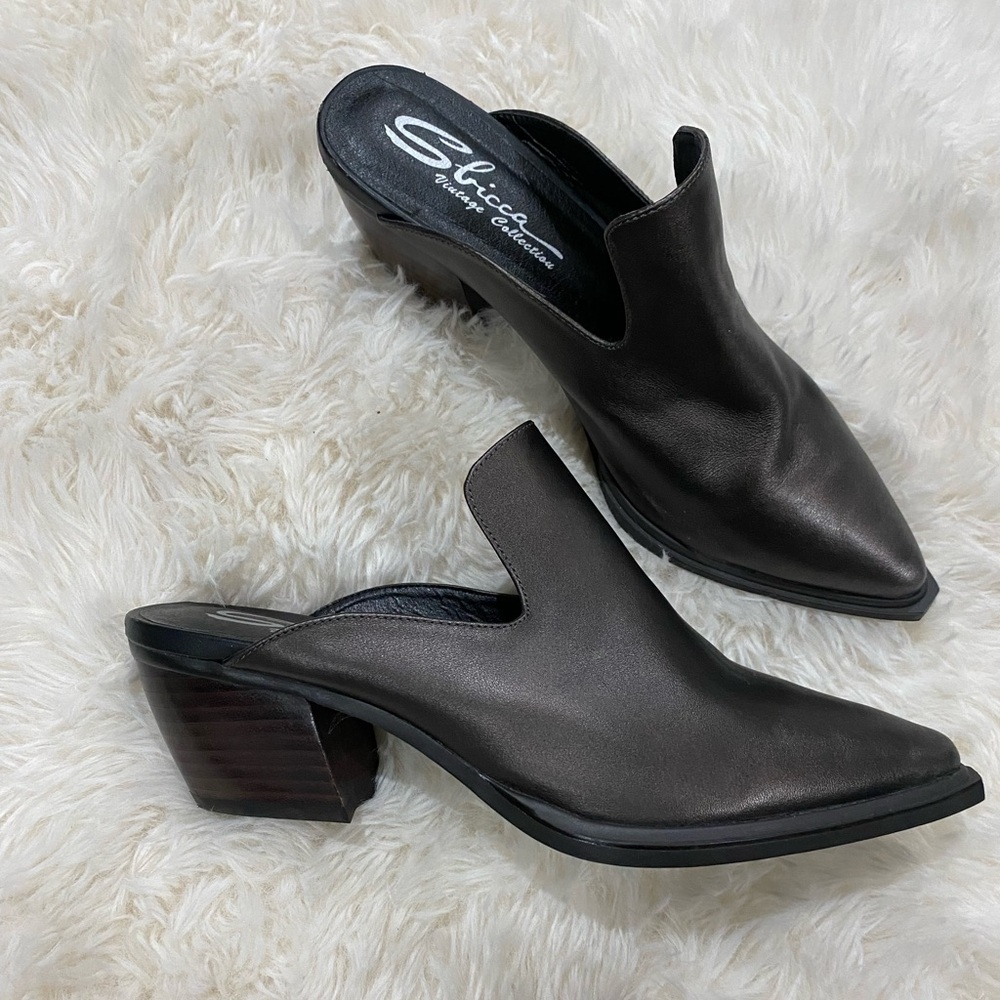 Sbicca Vintage Mules in Mulah, Size 6